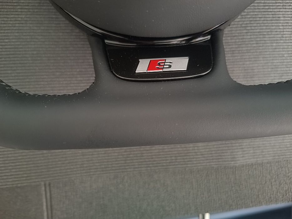 ТОП Волан S-line Audi A3 A4 A5 A6 A7 A8 Q3 Q5 Q7 комплект с Аербег