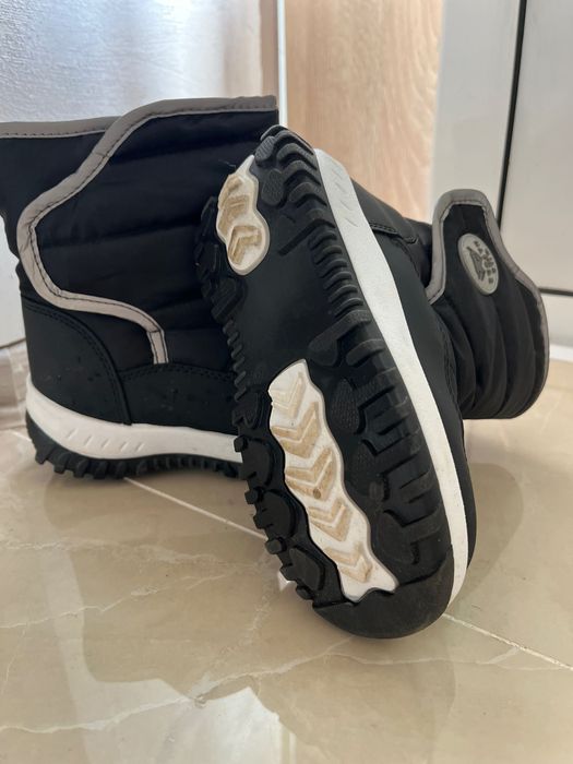 Детски апрески за сняг