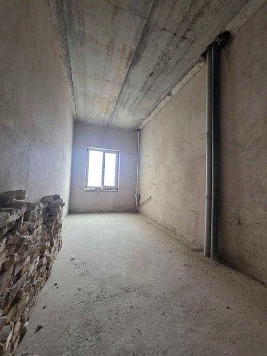 Продаётся 4х комн квартира на 2 этаже Ор-р Файзобод мечеть