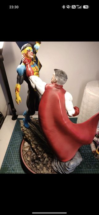 Omniman defeating Invincible 1:5