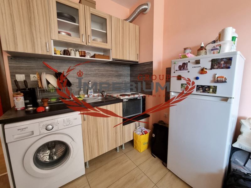 Дава се под наем Едностаен апартамент в Варна, Левски - 25 кв.м за 248.88 € - Снимка #1