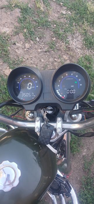 Продам яки 110 куб