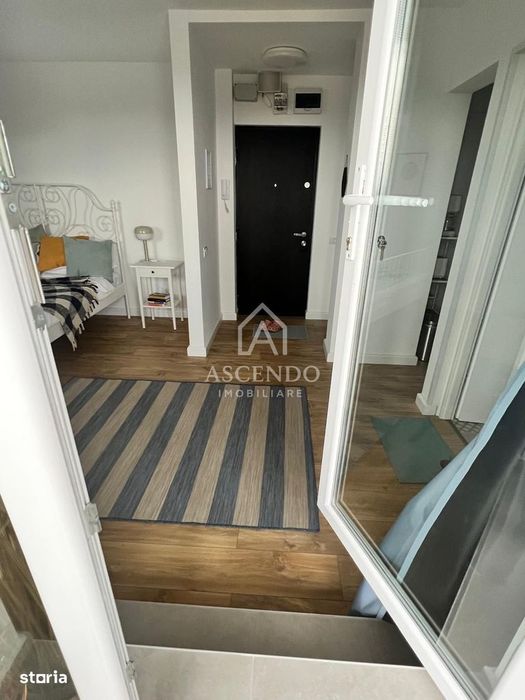 Studio renovat 25 mp + terasă 10 mp | Piața Victoriei | 0% Comision