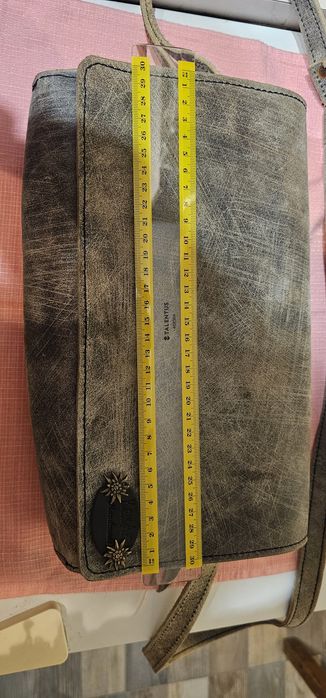 Дамска чанта от естествена кожа