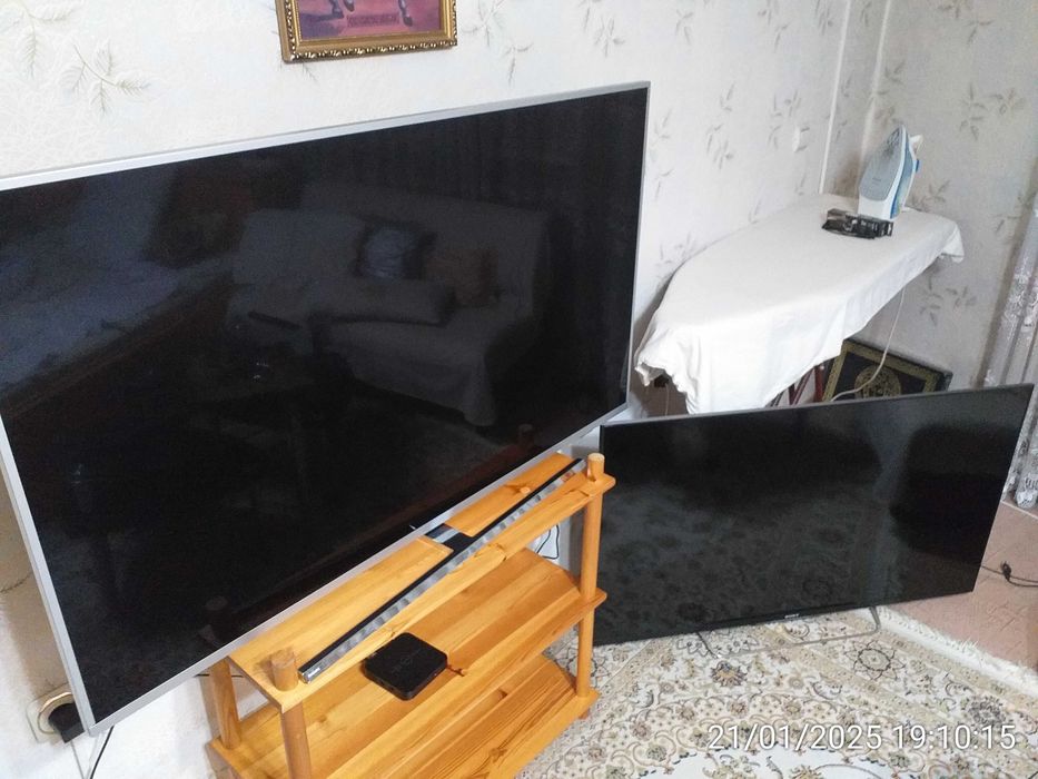 Телевизор Philips 55инча