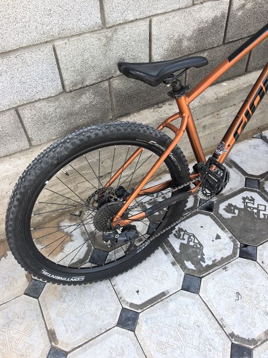Продам кастомный giant talon 3