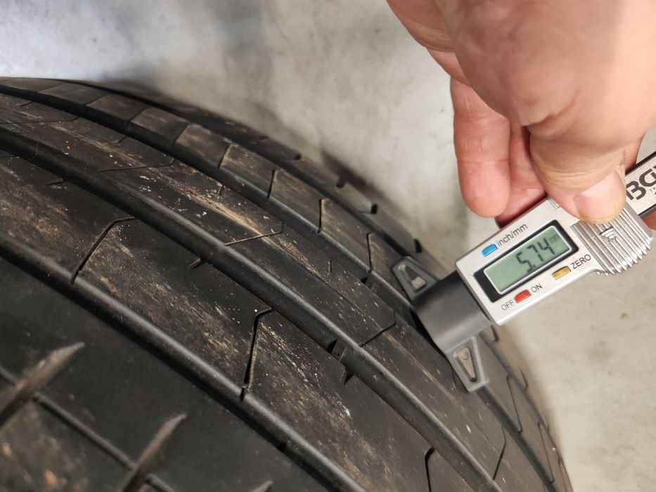 4бр. летни гуми 255/35/21-275/35/21 Pirelli спорт пакет за Tesla