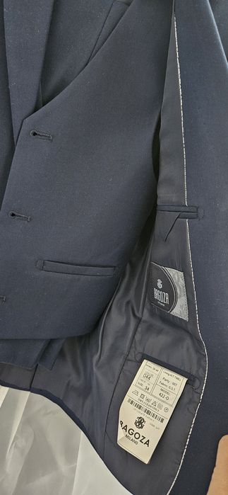 Продам костюм для мальчика