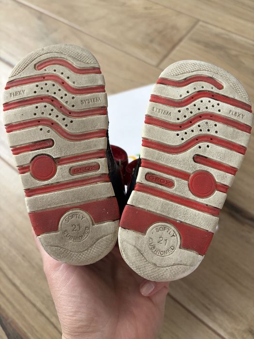 Детски сандали Geox