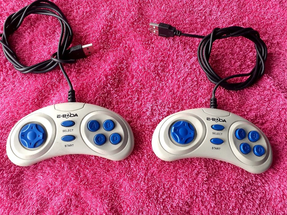 Vînd Schimb Controller PS.4 E-Boda