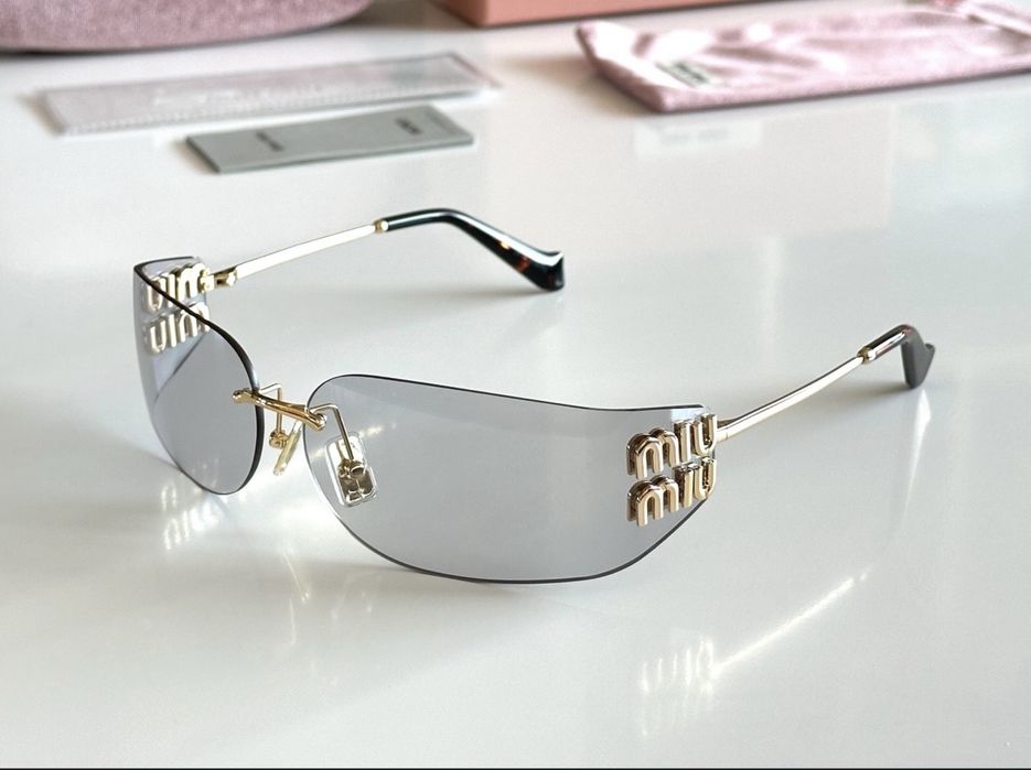 Слънчеви очила Miu Miu