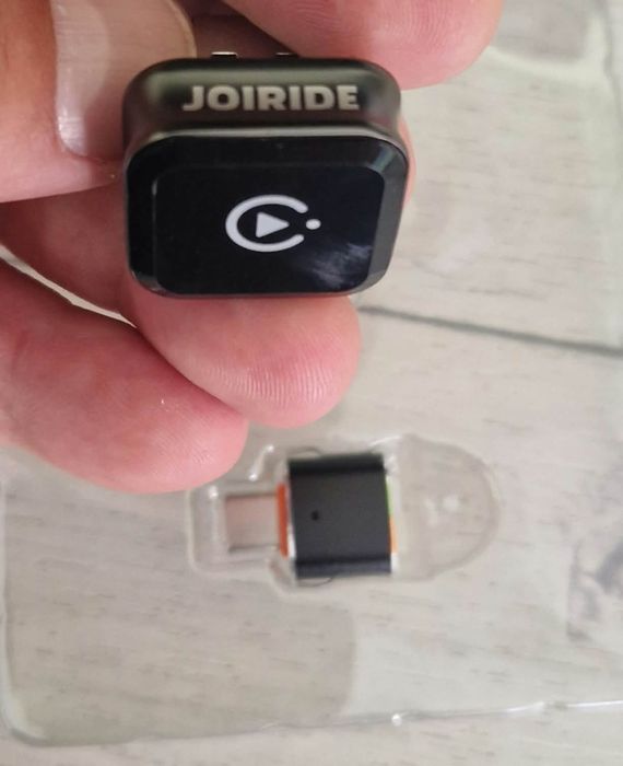 Безжичен carplay adapter 2 бр за 30 евро,1 бр 17 евро