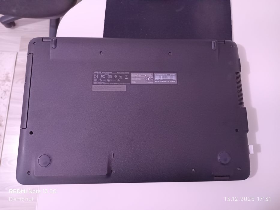 Laptop si calculator