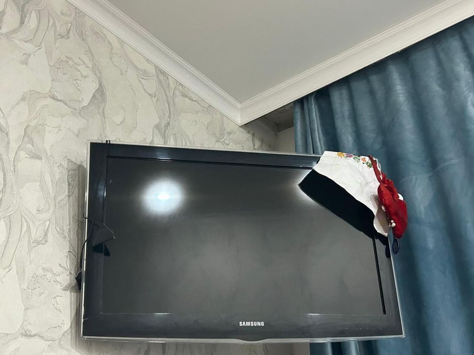 Телевизор самсунг