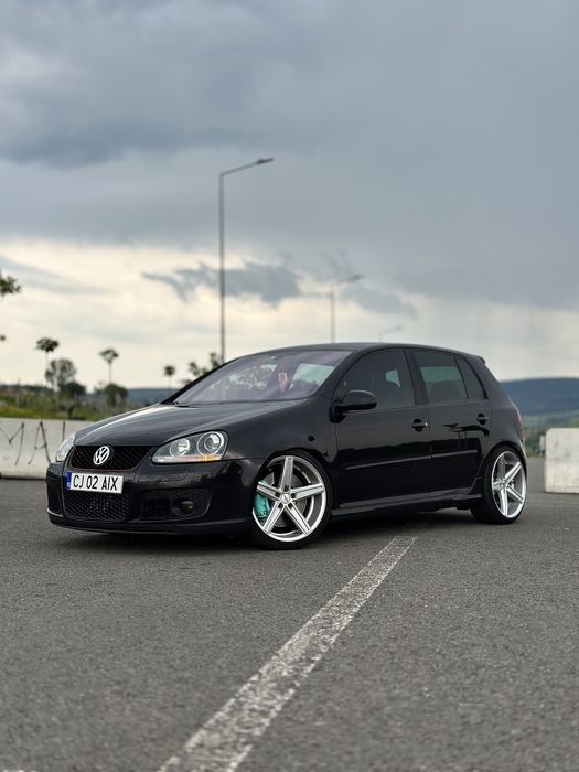 Schimb golf 5 PIRELLI edition