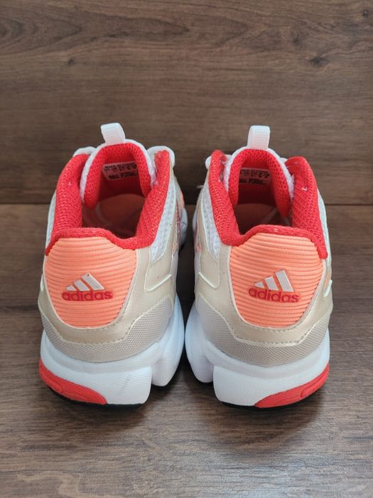 Дамски маратонки Adidas Soltec 2-38номер