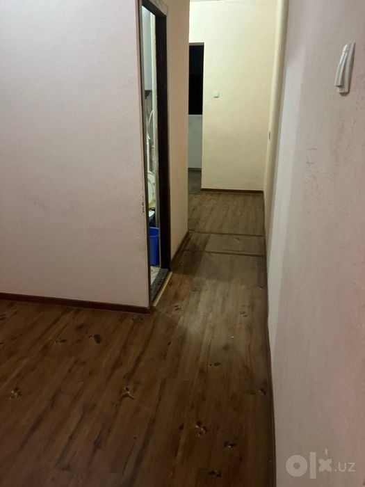1 комнатная (38кв.м.) в 8 микрорайоне на 3 этаже