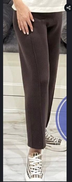 Продам новые теплые брюки. Не подошел размер