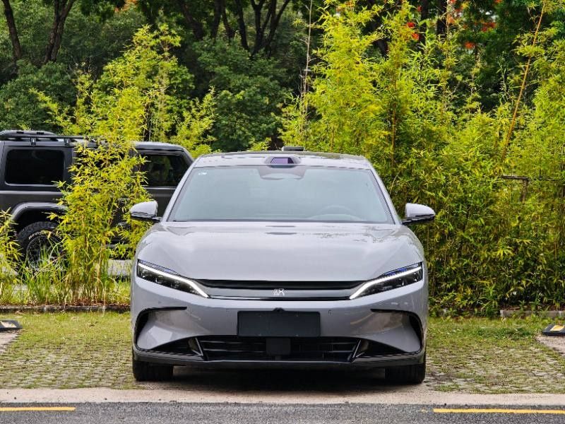 BYD HAN - Gibrid - 2026