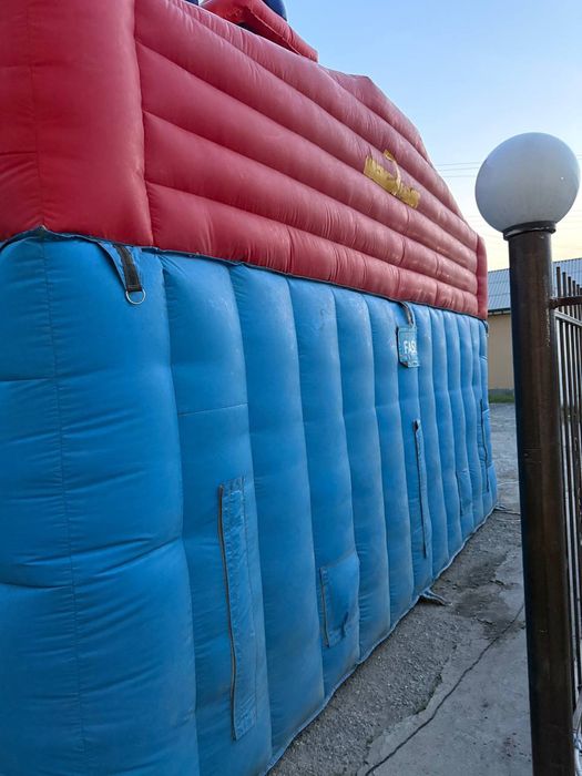 Сотилади. Ботут. Нархи 1.800 доллар. Келишамиз.