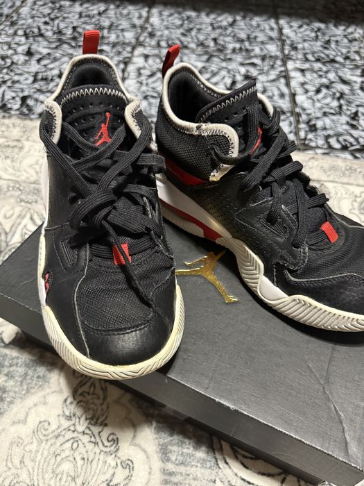 Jordan stay loyal 2 36,5
