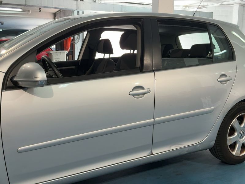 Volkswagen Golf V 1.9 TDI Highline 2009