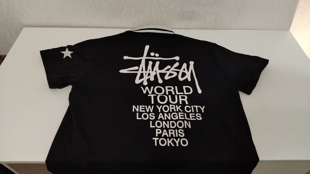 Футболка stussy.
