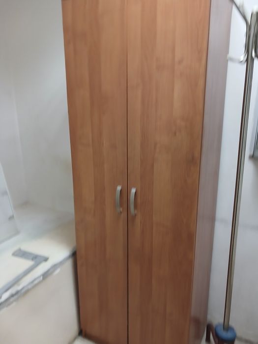 Продам шкаф  плательный
