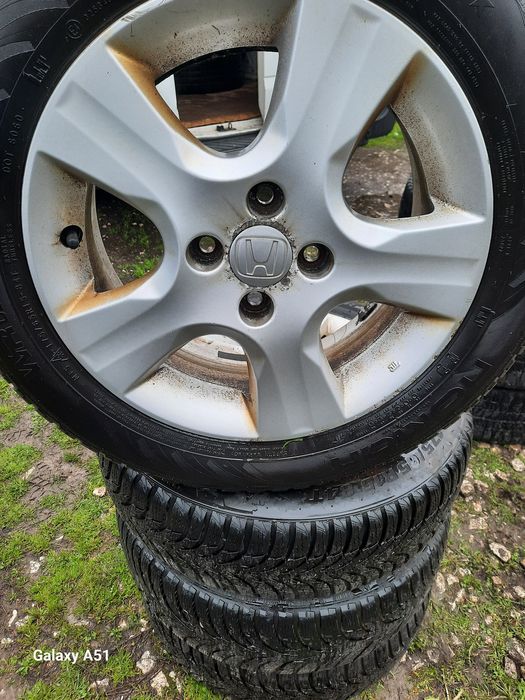 Ляти джанти с гуми 4×100 за Хонда.