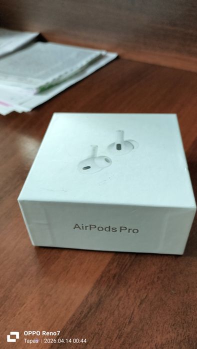 Apple AirPods Pro құлаққаптары.