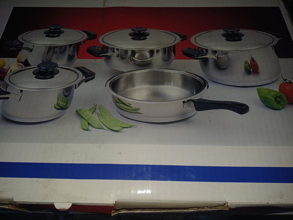 Set de gătit din oțel inoxidabil