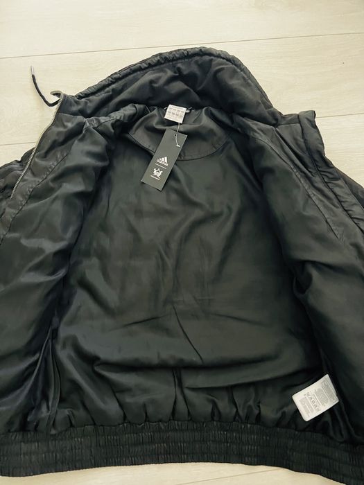 Geaca dama Adidas Noua cu eticheta Marimea XS