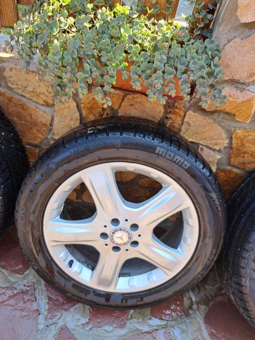 Зимни гуми Mercedes W164, джанти,фланци и болтове: Момо suv pole 255/50/19 гуми