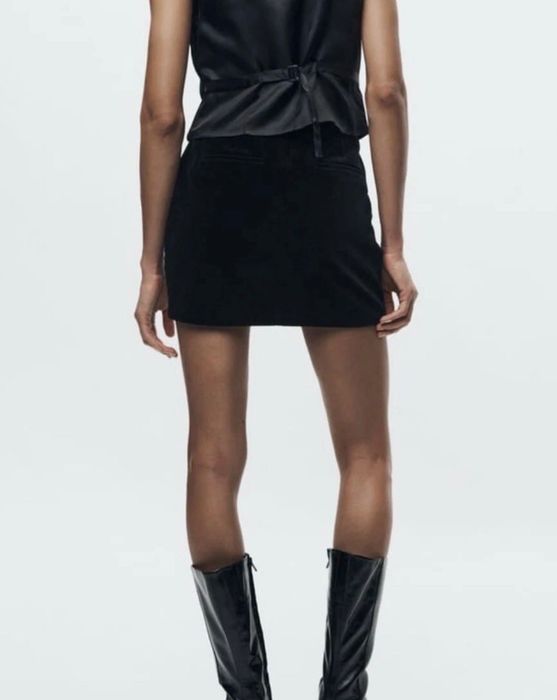 Оригинална Пола Zara Чисто Нова M