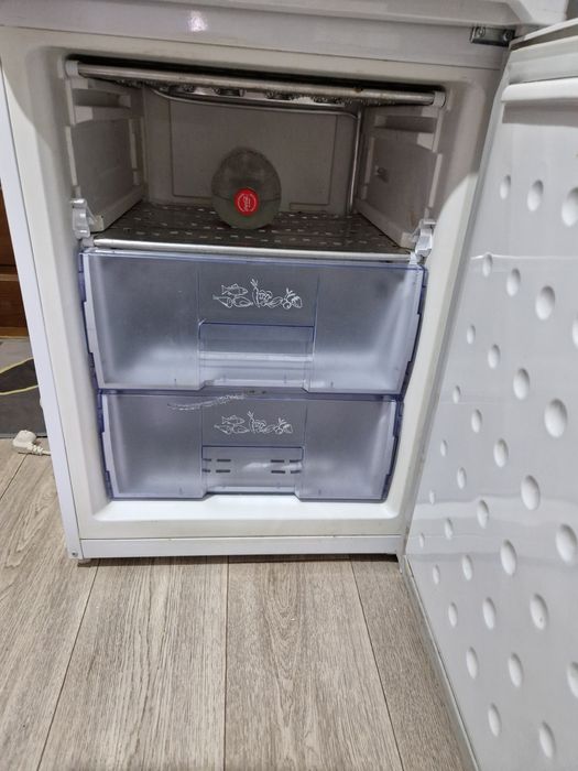 Продам холодильник беко