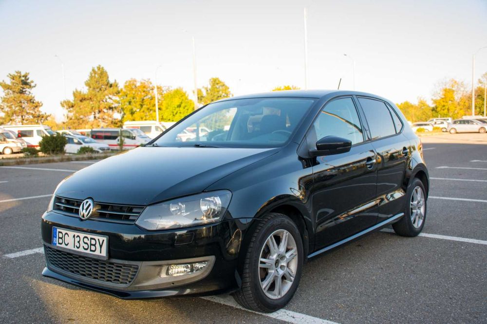 VOLKSWAGEN Polo 2011 — imagine 1