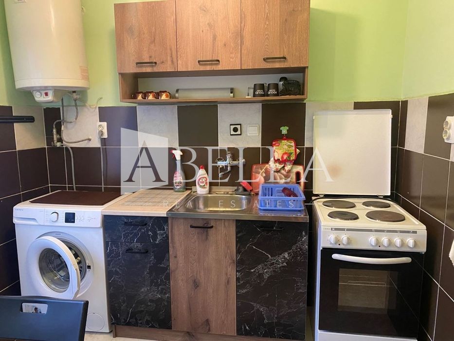 Дава се под наем Двустаен апартамент в София, Овча купел 1 - 75 кв.м за 459 € - Снимка #2