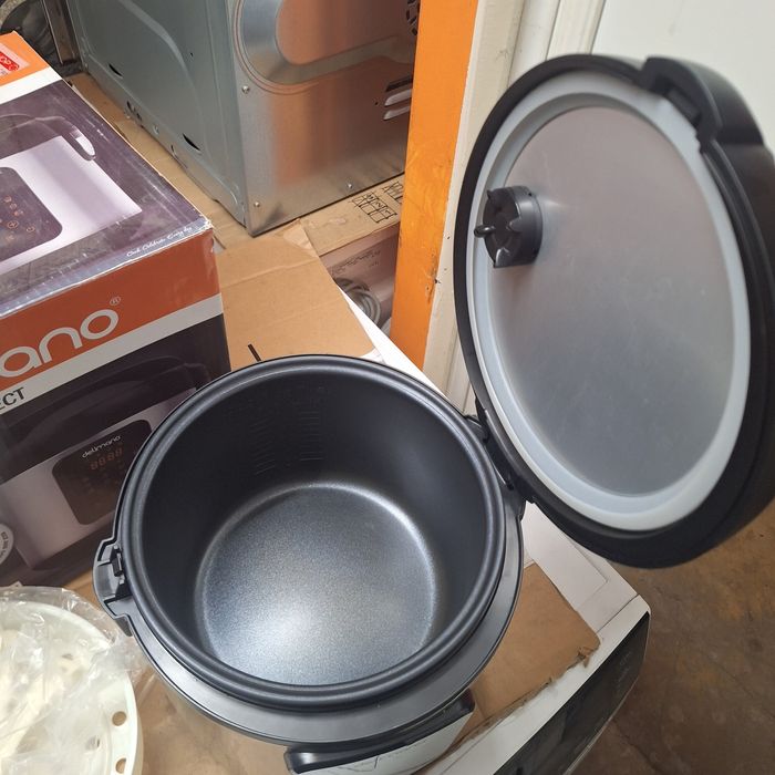 Делимано мулти кукър Селект нов неизползван 5 литра