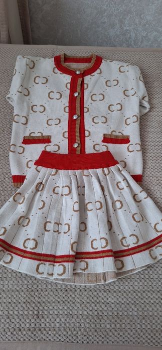 Продам детский вещи