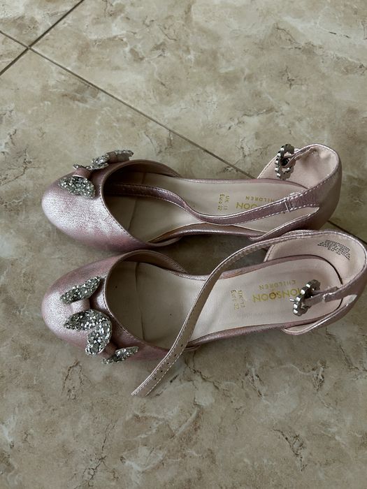 Туфли с каблучком