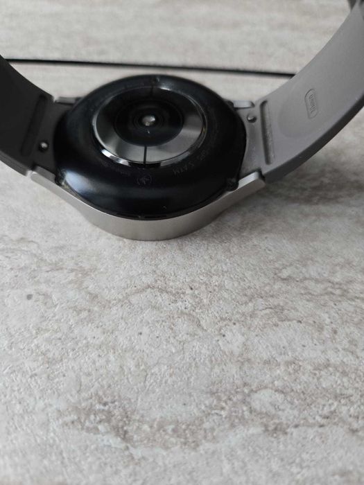 Продам часы Самсунг Galaxy Watch 5 Pro 45mm.