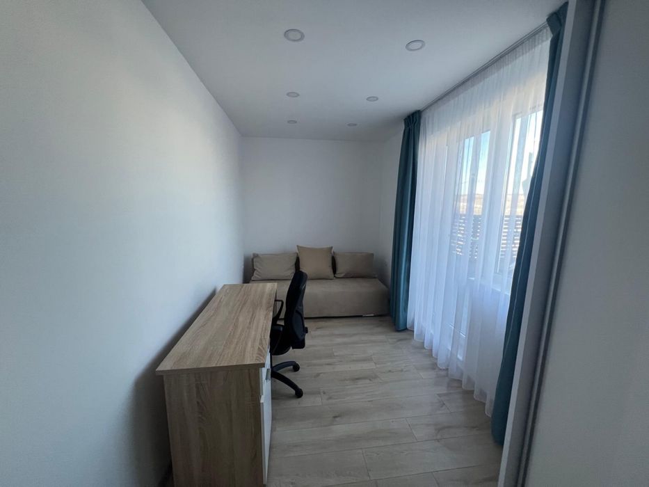 Inchiriez apartament 3 camere,parcare subterana, zona BMW VIVO