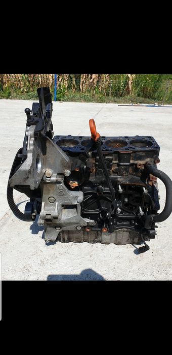 Dezmembrez Passat B6 2.0,1.9,1.6 CBBB,CBAB,BMR,BKP,BMP,BMM,BLS,BCK,BXE