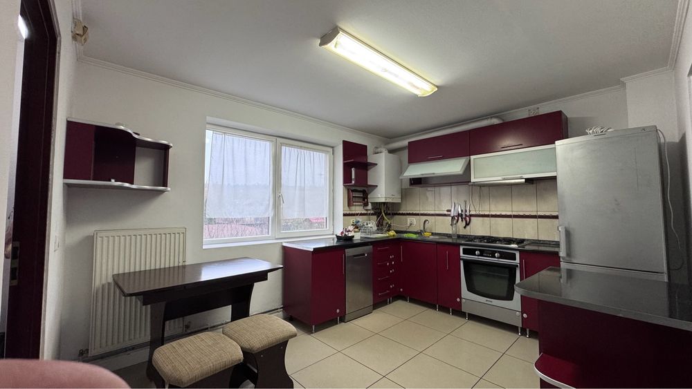 Inchiriez apartament 100 mp, Simleu Silvaniei