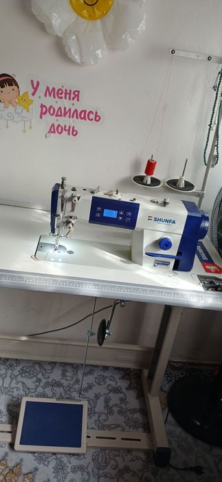 Продается швейная машинка