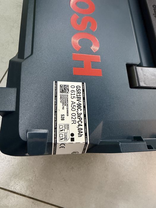 Masina de gaurit si insurubat Bosch ProfessionalGSR 18V-90 C ! 3bateri