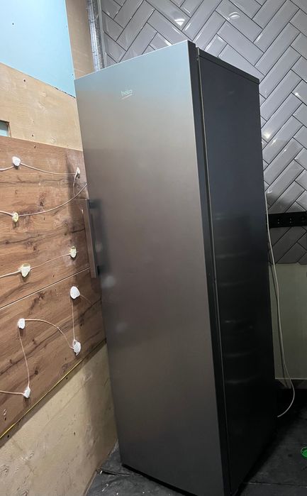 Продам Холодильник Beko