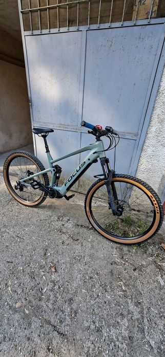 Bicicleta electrica Focus Thron 2