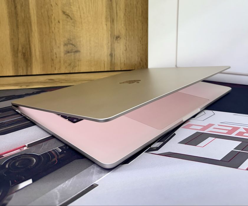 Macbook Air M4 15inch 16/512GB 100% 14цикл