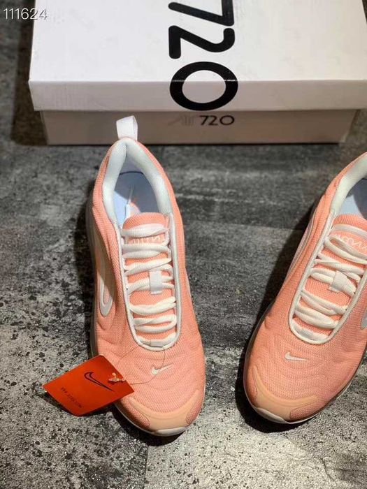 Нови дамски маратонки Nike Air Max 720 pink  размер 38 и 39